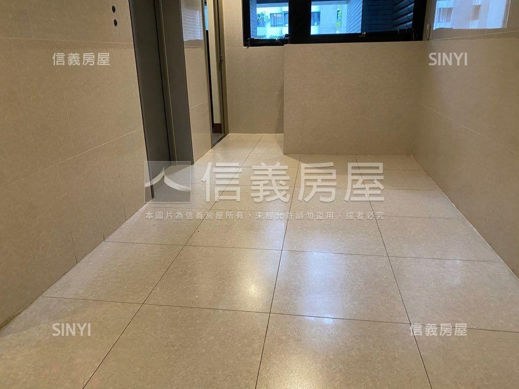 綠藝首席瞰公園美景雙車位房屋室內格局與周邊環境