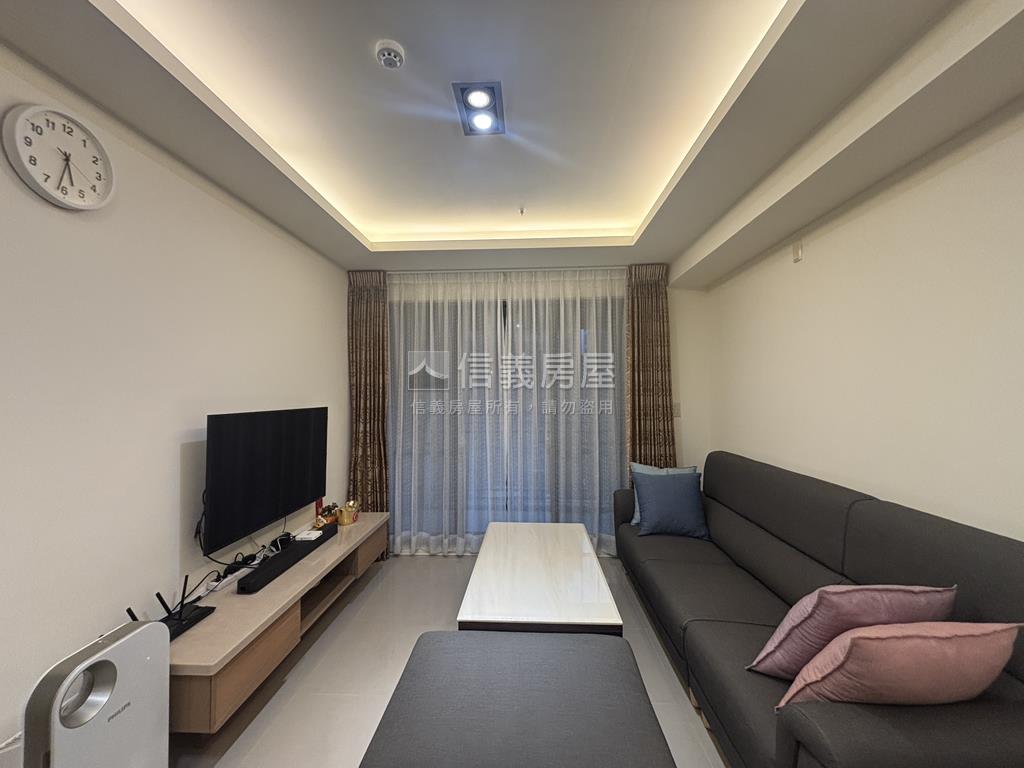 丰悅夏宮裝潢美三房房屋室內格局與周邊環境
