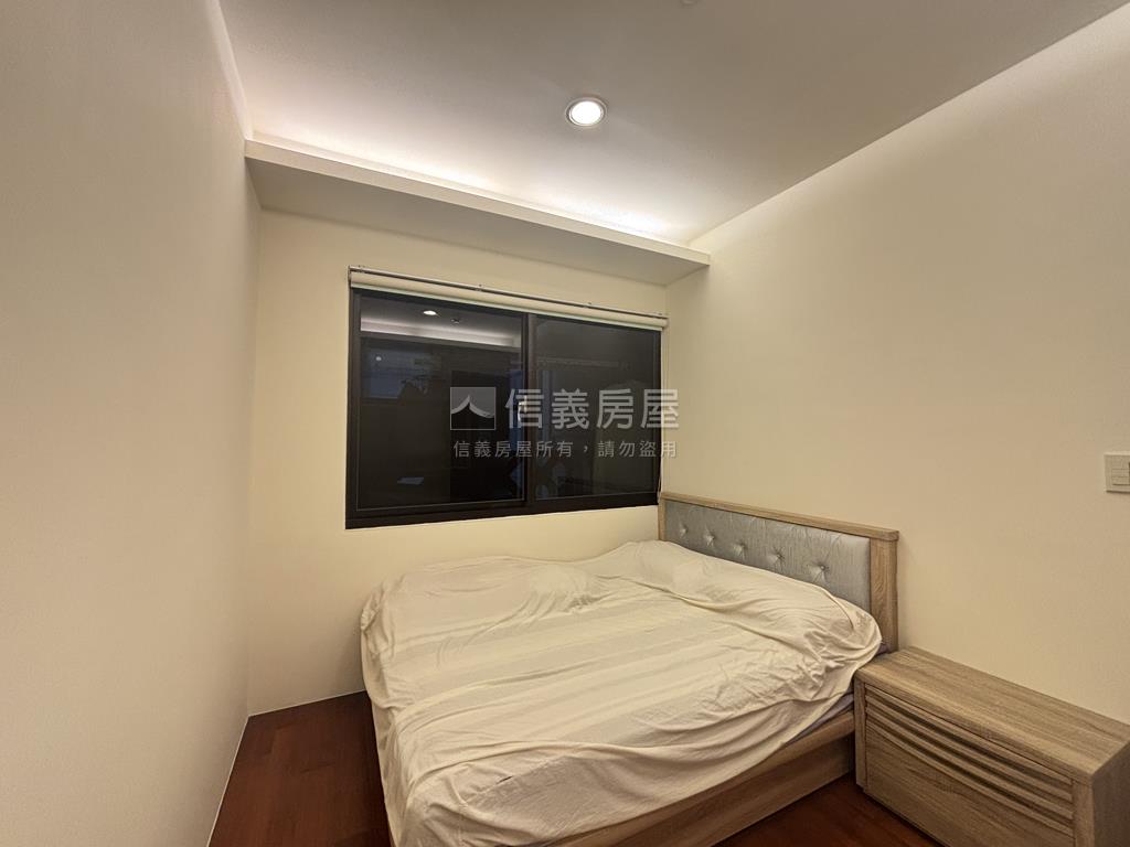 丰悅夏宮裝潢美三房房屋室內格局與周邊環境