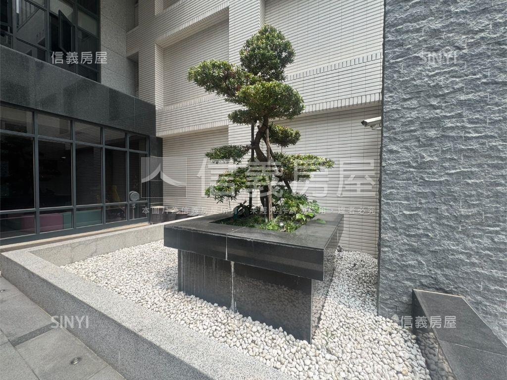 推！實驗小學旁美兩房！房屋室內格局與周邊環境