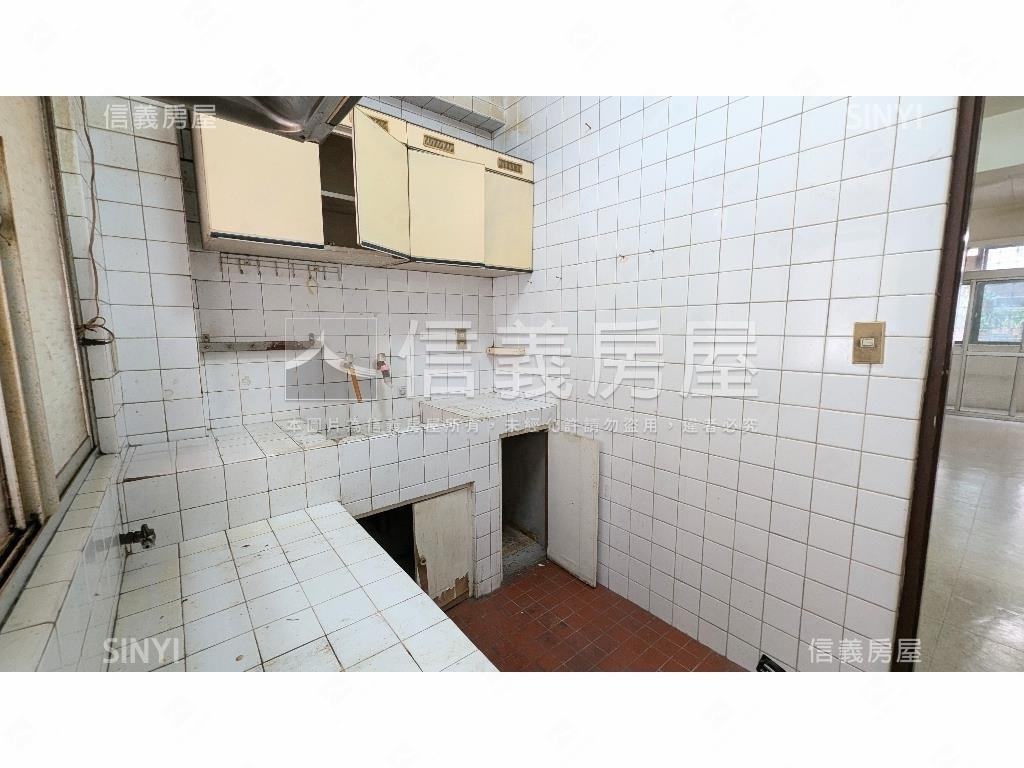 方正公寓雙陽台二樓好進出房屋室內格局與周邊環境