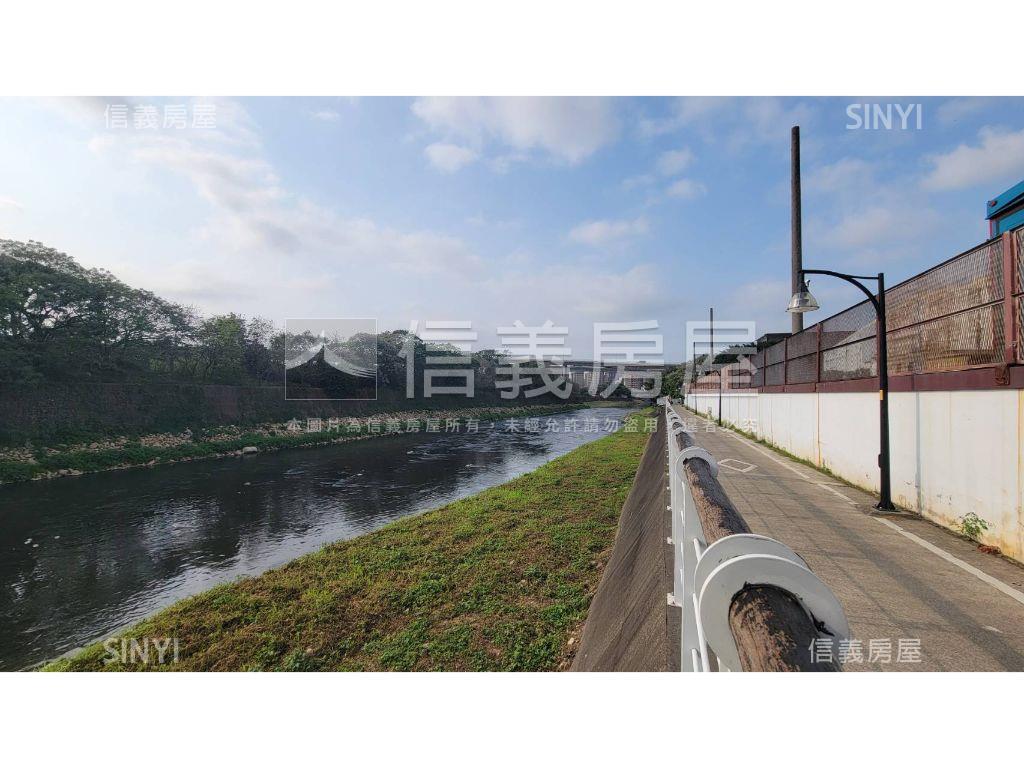 沐樂全新裝潢２房視野好房屋室內格局與周邊環境