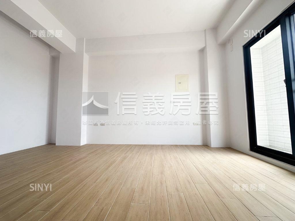 佳里築幸福電梯透天房屋室內格局與周邊環境
