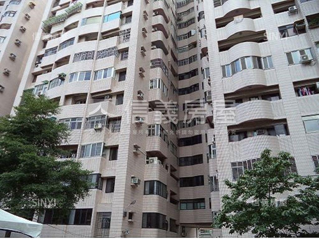 迴龍大慶連莊面寬大旺店房屋室內格局與周邊環境