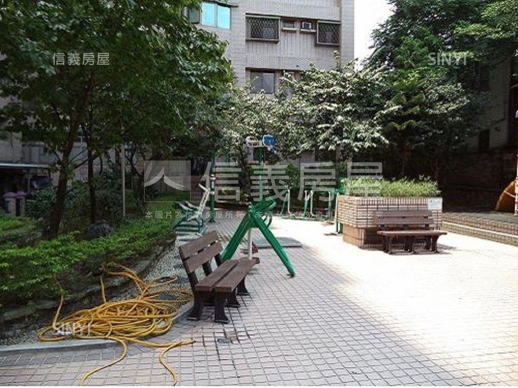 迴龍大慶連莊面寬大旺店房屋室內格局與周邊環境