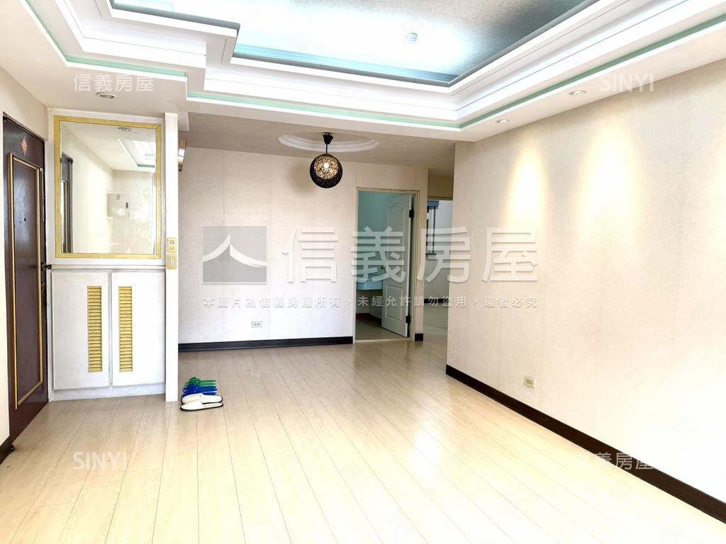 首購·桃源映境三房車位房屋室內格局與周邊環境