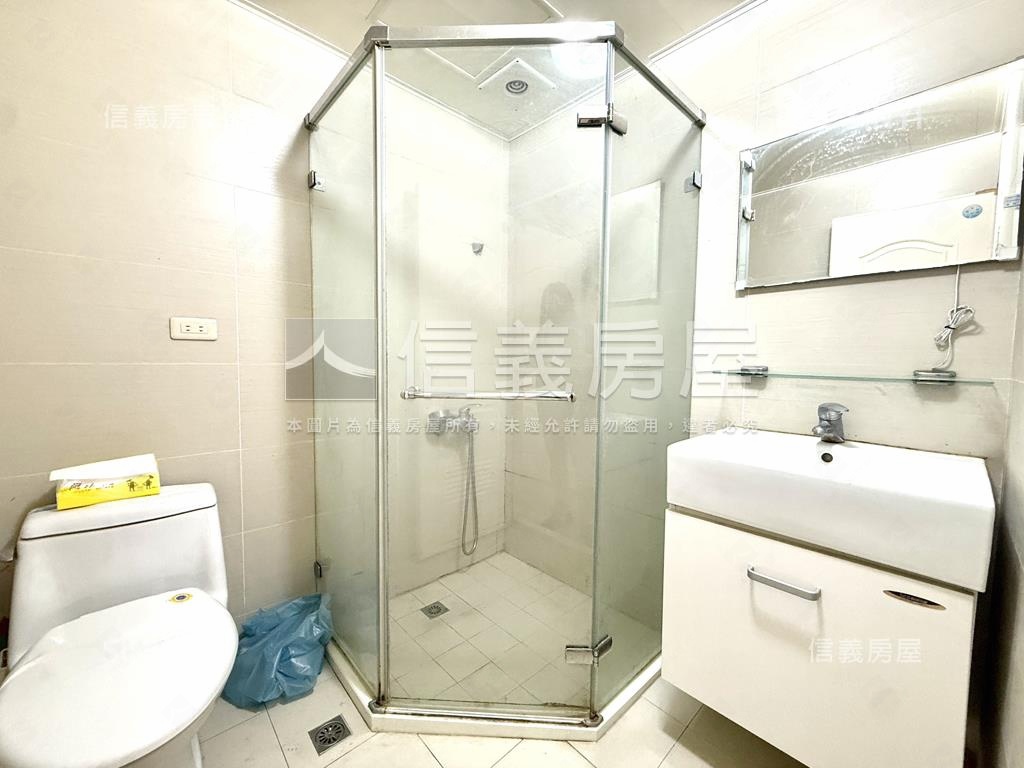 首購·桃源映境三房車位房屋室內格局與周邊環境