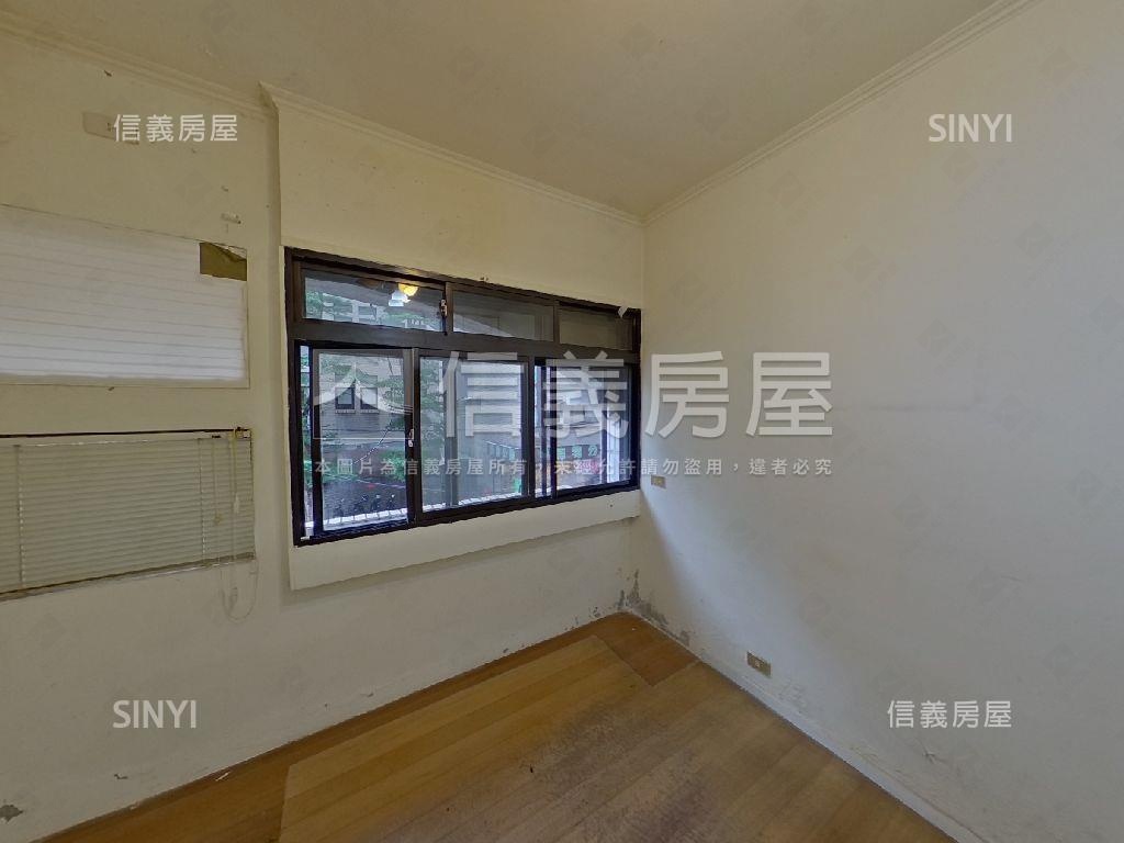 府中稀有二樓大空間房屋室內格局與周邊環境