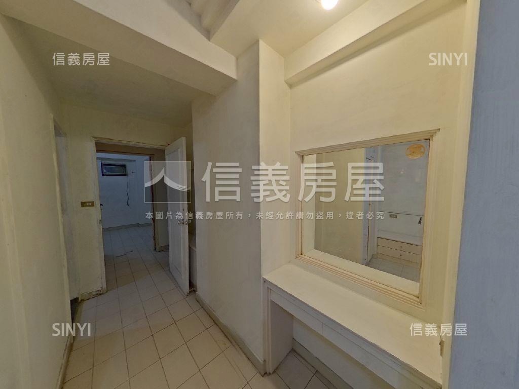 府中稀有二樓大空間房屋室內格局與周邊環境