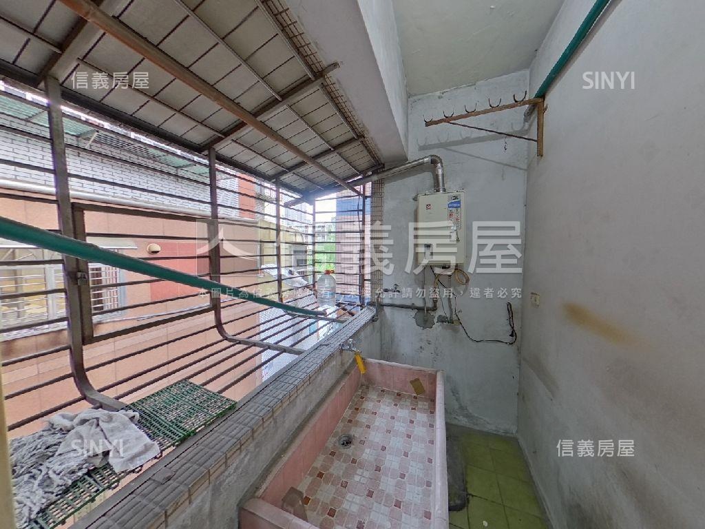 府中稀有二樓大空間房屋室內格局與周邊環境
