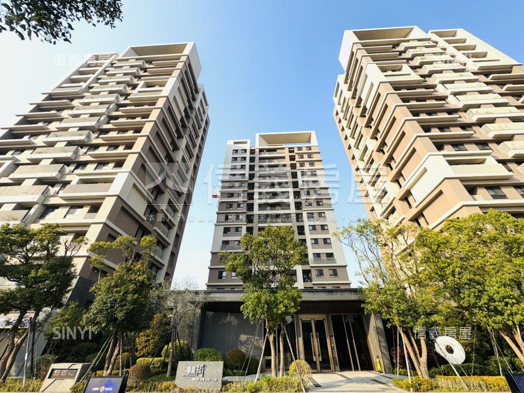 精裝精銳闊超美兩房平車房屋室內格局與周邊環境