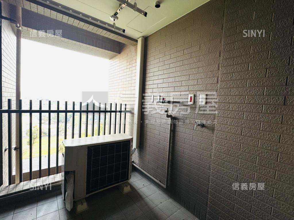 精裝精銳闊超美兩房平車房屋室內格局與周邊環境