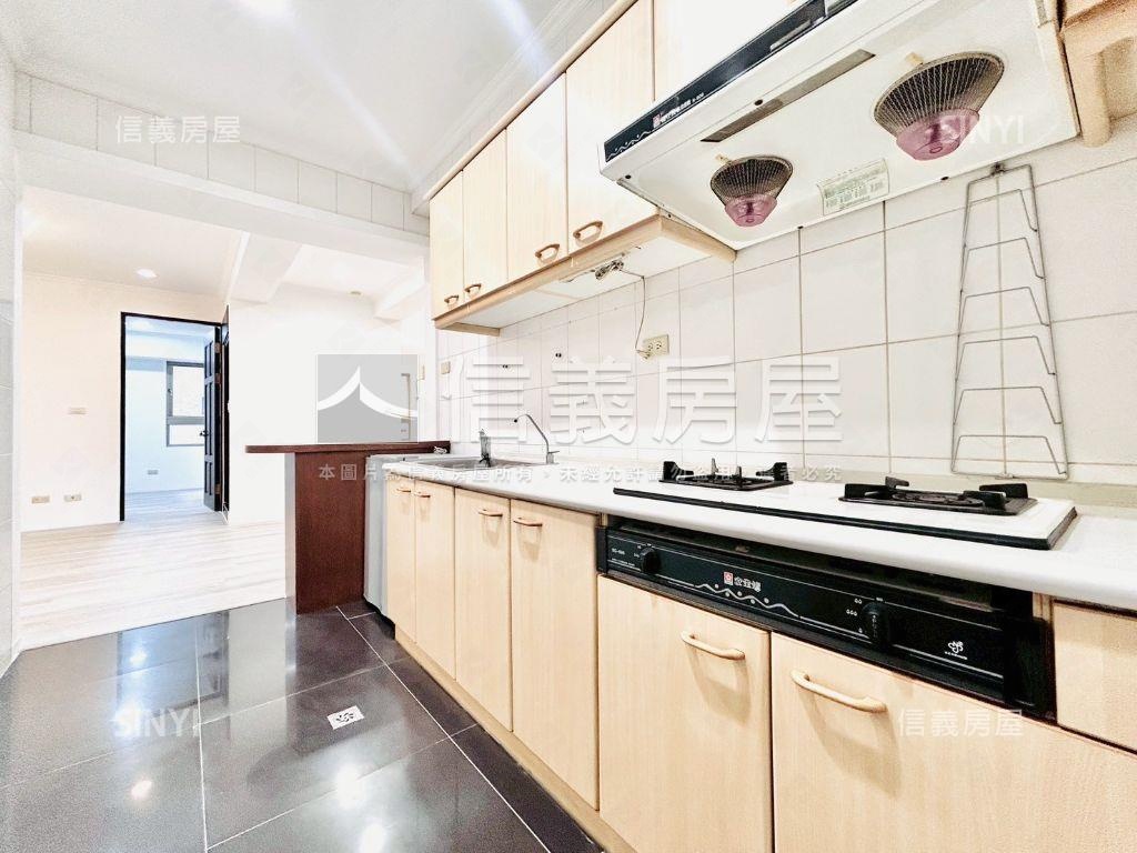 大地子民兩房平車露臺戶房屋室內格局與周邊環境