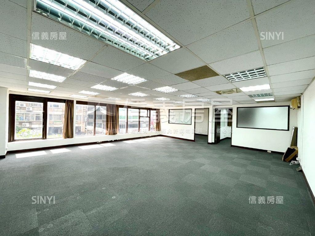 小巨蛋辦公梯廳漂亮邊間房屋室內格局與周邊環境