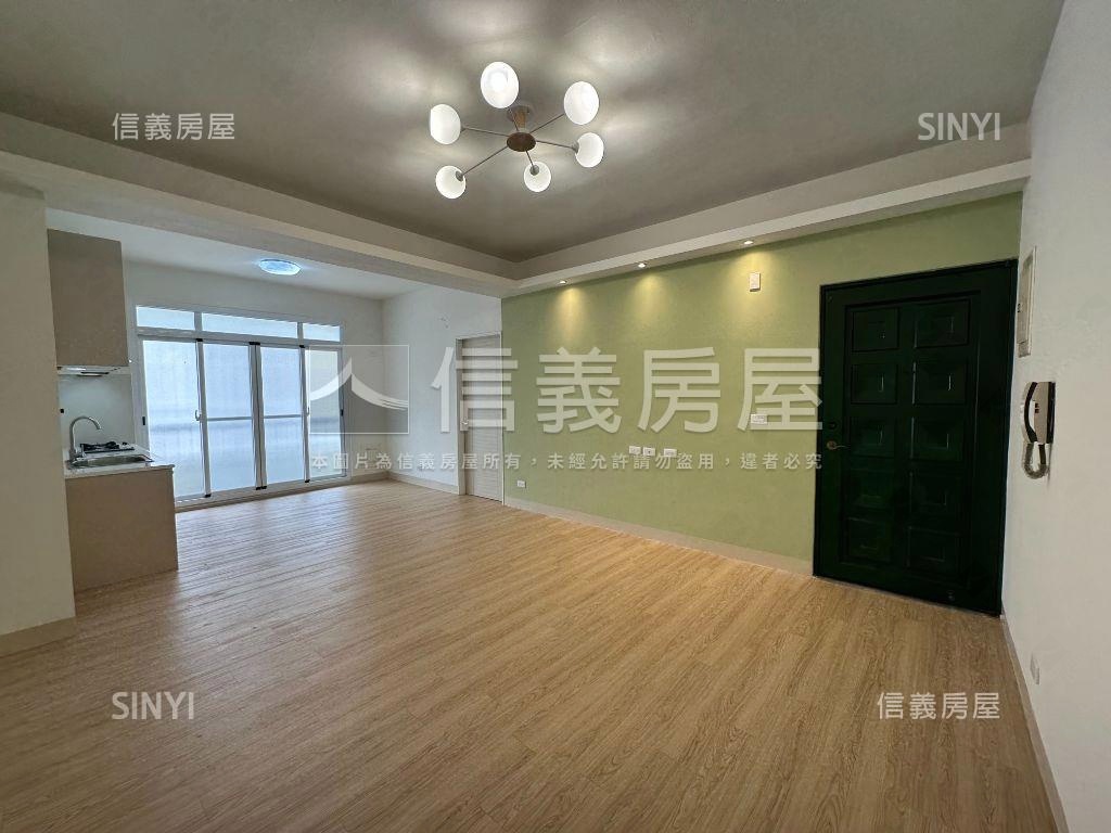 近楠梓加工區日月光美四房房屋室內格局與周邊環境