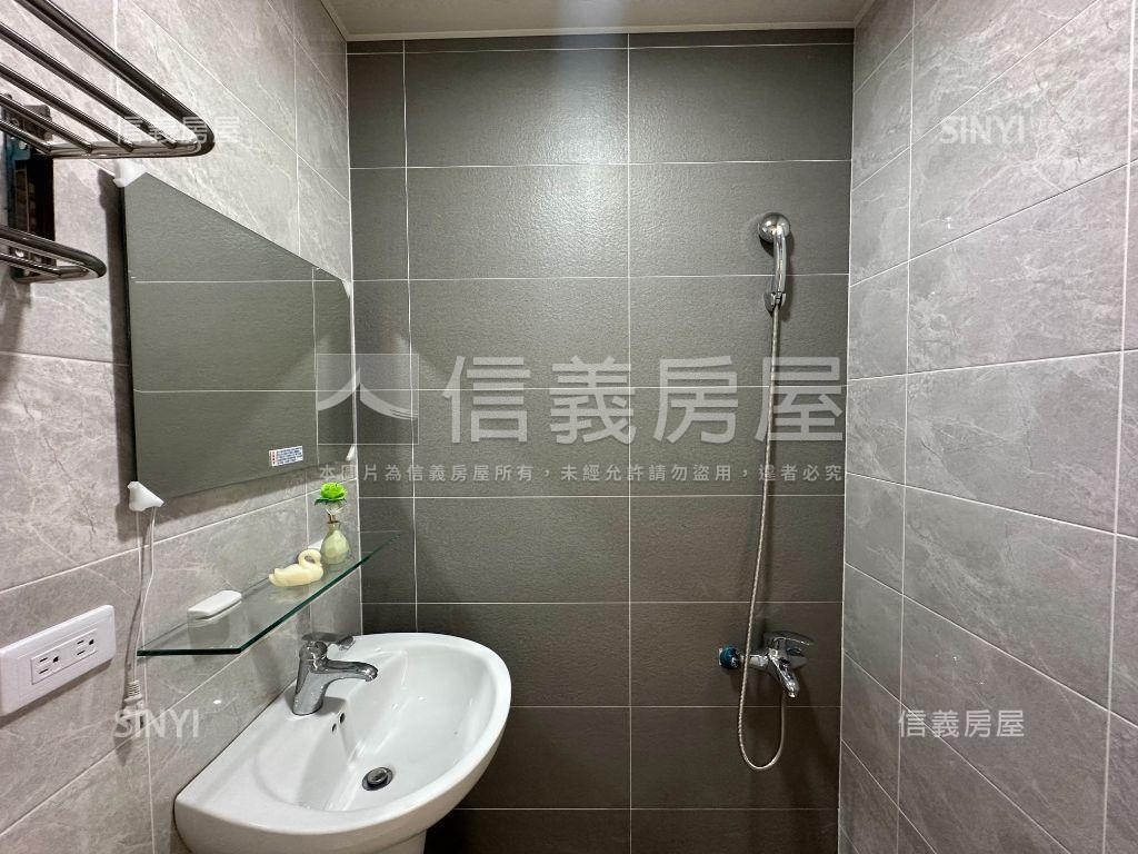 近楠梓加工區日月光美四房房屋室內格局與周邊環境
