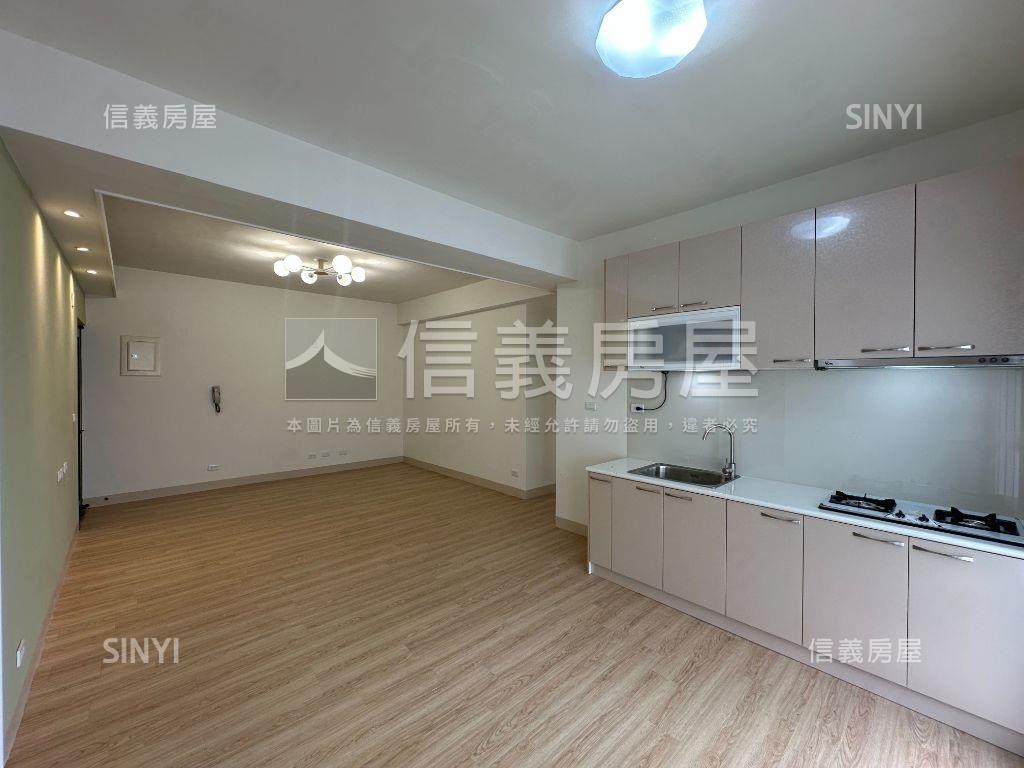 近楠梓加工區日月光美四房房屋室內格局與周邊環境