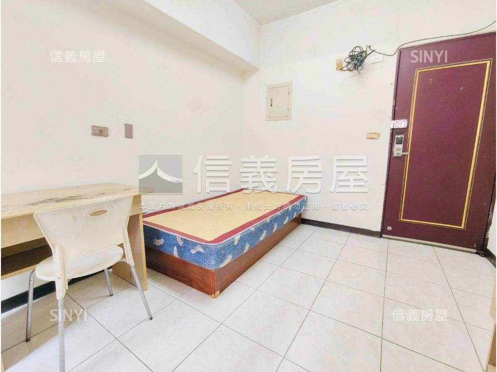 衛浴開窗高樓面社區安靜戶房屋室內格局與周邊環境