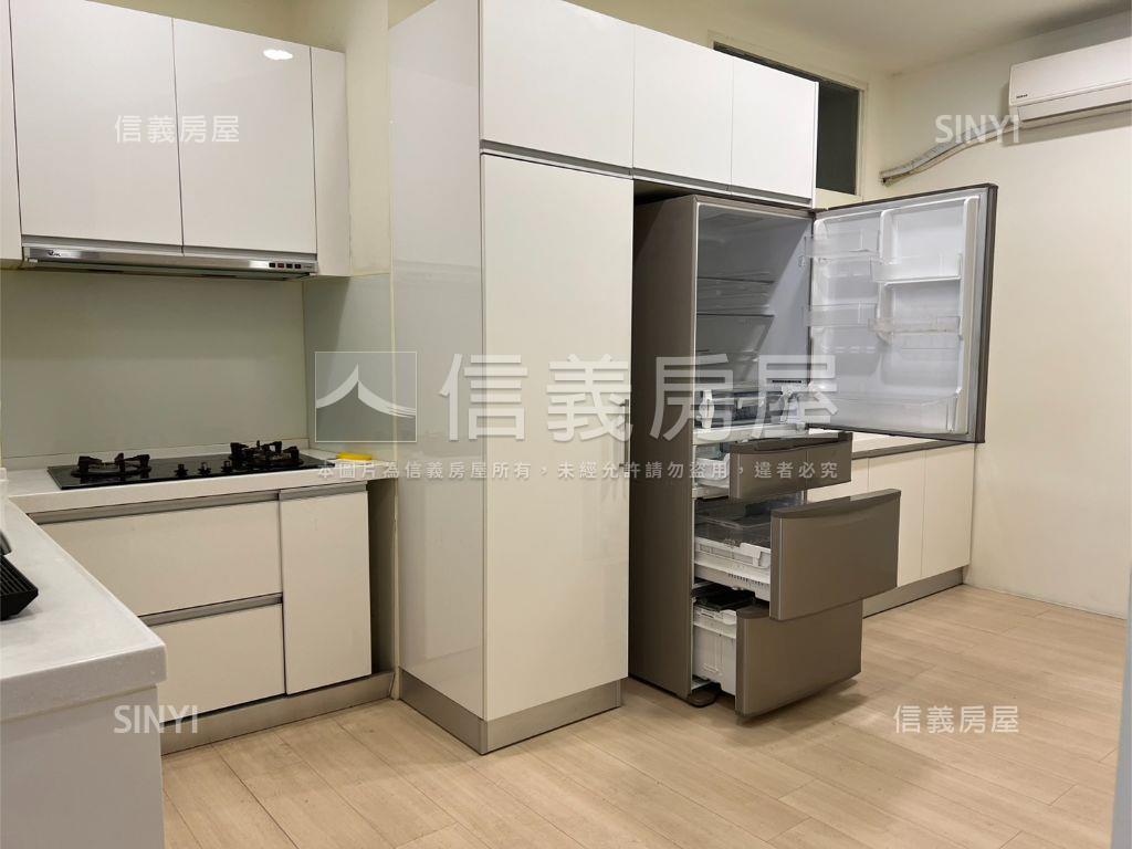 長和街車庫透天房屋室內格局與周邊環境