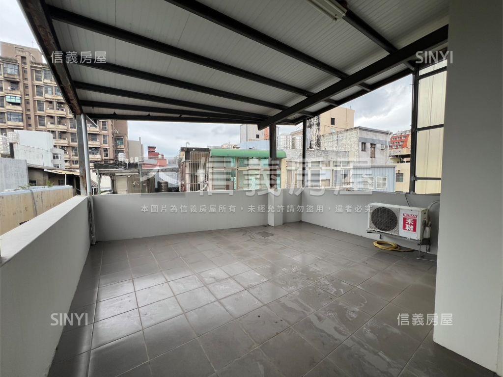 長和街車庫透天房屋室內格局與周邊環境