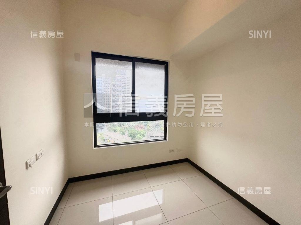 荷悅次頂樓美景４房房屋室內格局與周邊環境