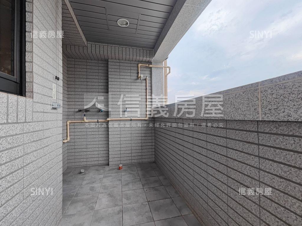 荷悅次頂樓美景４房房屋室內格局與周邊環境