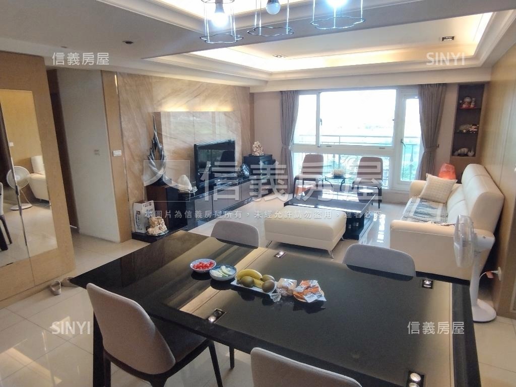 麗池香榭水景四房車位房屋室內格局與周邊環境
