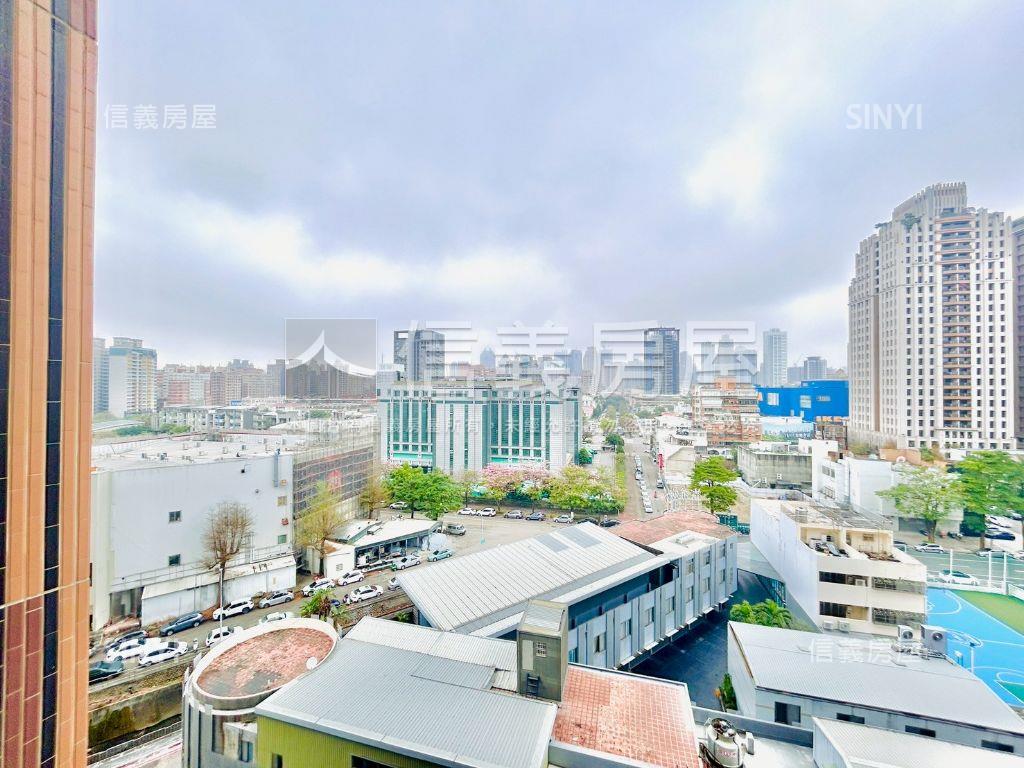 博克萊兩房平車精裝豪邸房屋室內格局與周邊環境