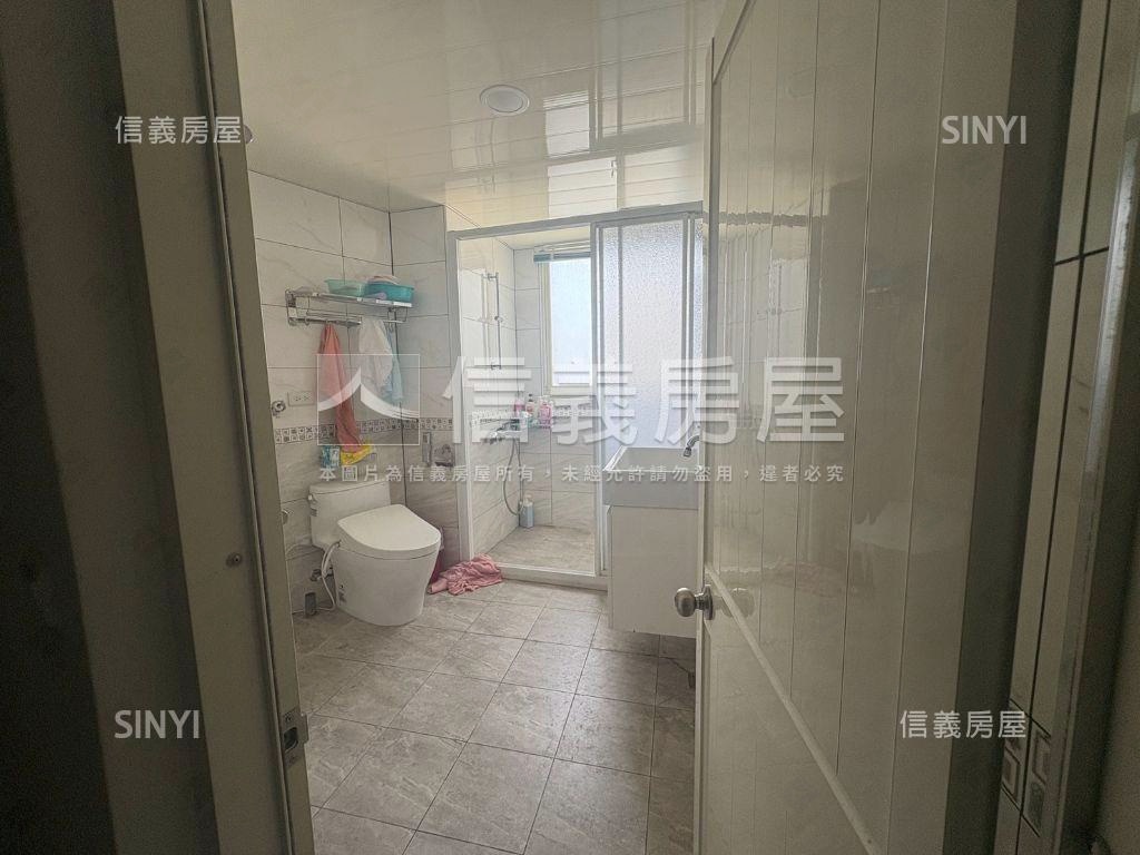 新婚首購孝親竹東臨路透天房屋室內格局與周邊環境