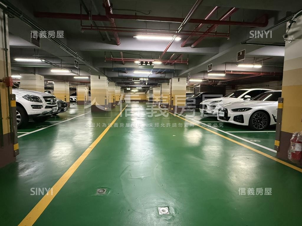 專任委託計畫區２房露臺戶房屋室內格局與周邊環境