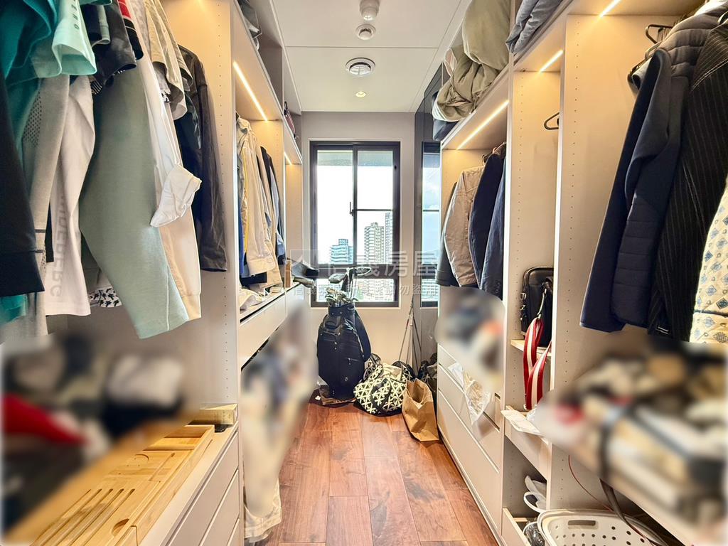 水仙富御山海景美裝雙車位房屋室內格局與周邊環境
