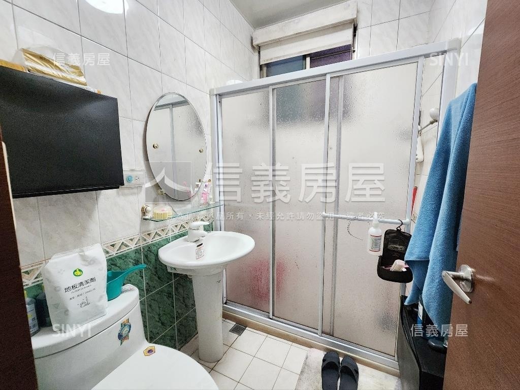 承德商業大樓高樓戶房屋室內格局與周邊環境