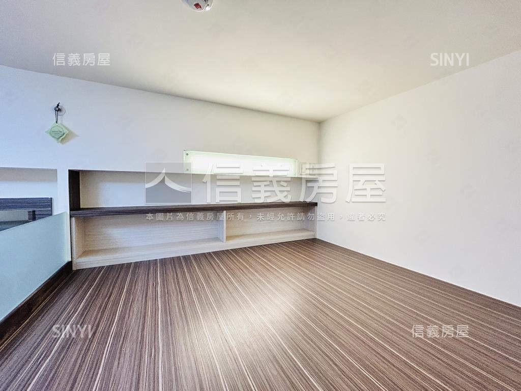 海洋都心１樓中樓房屋室內格局與周邊環境