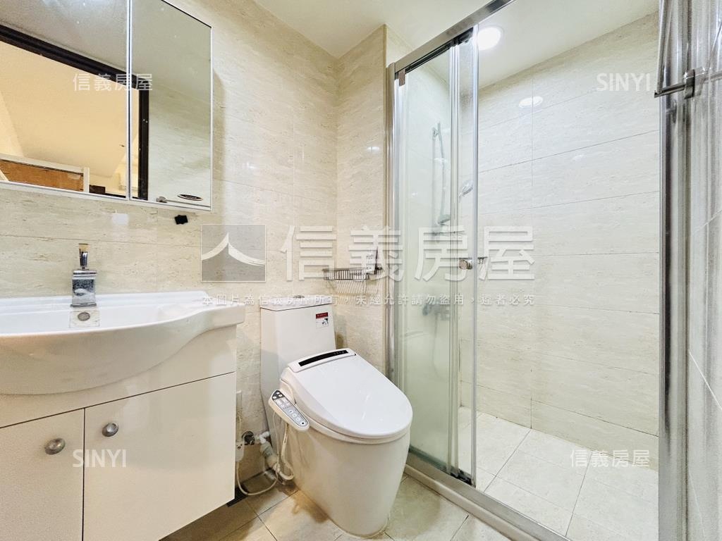 海洋都心１樓中樓房屋室內格局與周邊環境