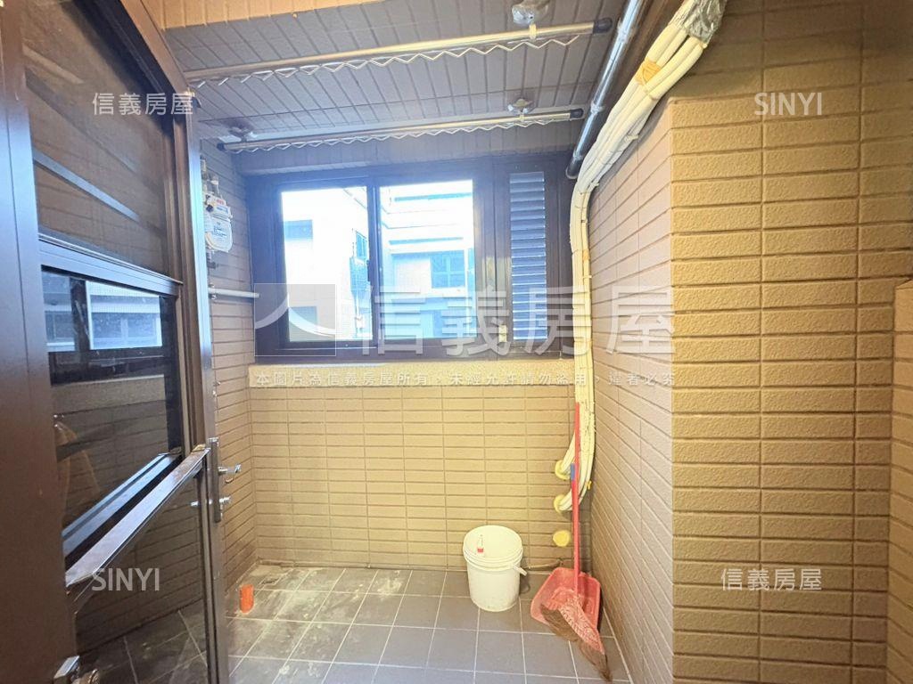 南港四季紅●稀有釋出房屋室內格局與周邊環境