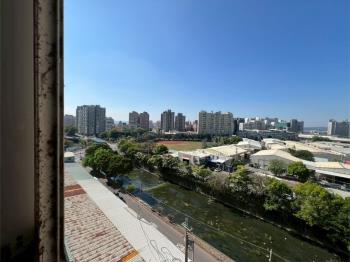 綠灣高樓三房車位河畔美宅