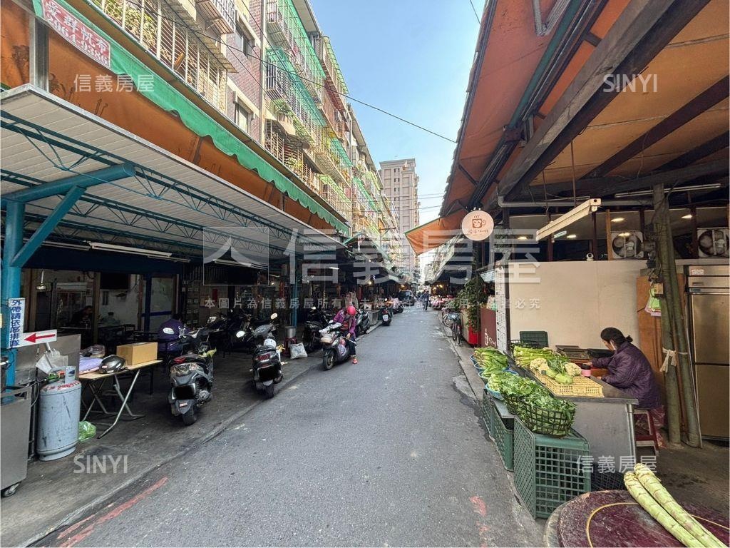 僑中稀有方正五樓房屋室內格局與周邊環境