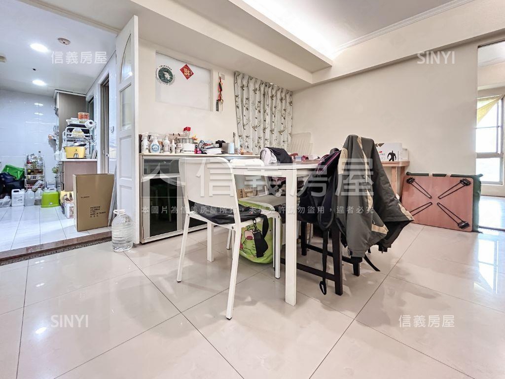 白雲山莊景觀美宅房屋室內格局與周邊環境