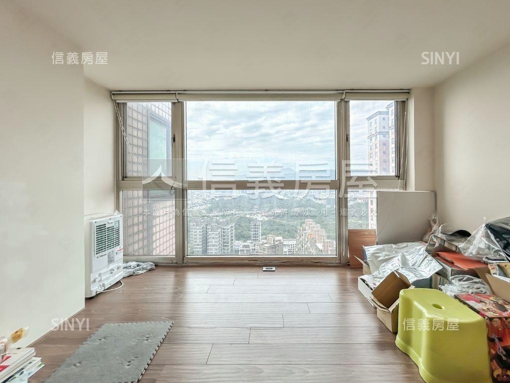 白雲山莊景觀美宅房屋室內格局與周邊環境