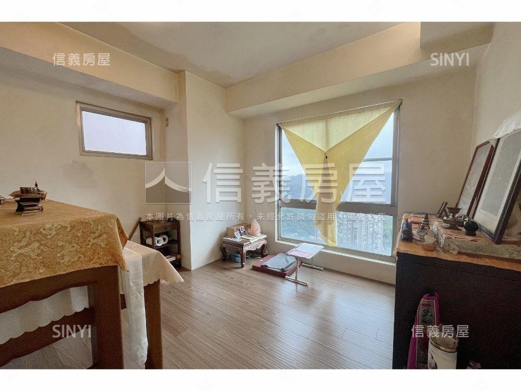 白雲山莊景觀美宅房屋室內格局與周邊環境