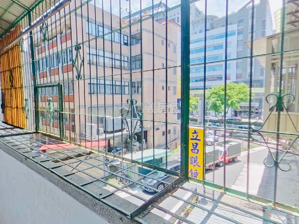 【專任】低價邊間採光三房房屋室內格局與周邊環境