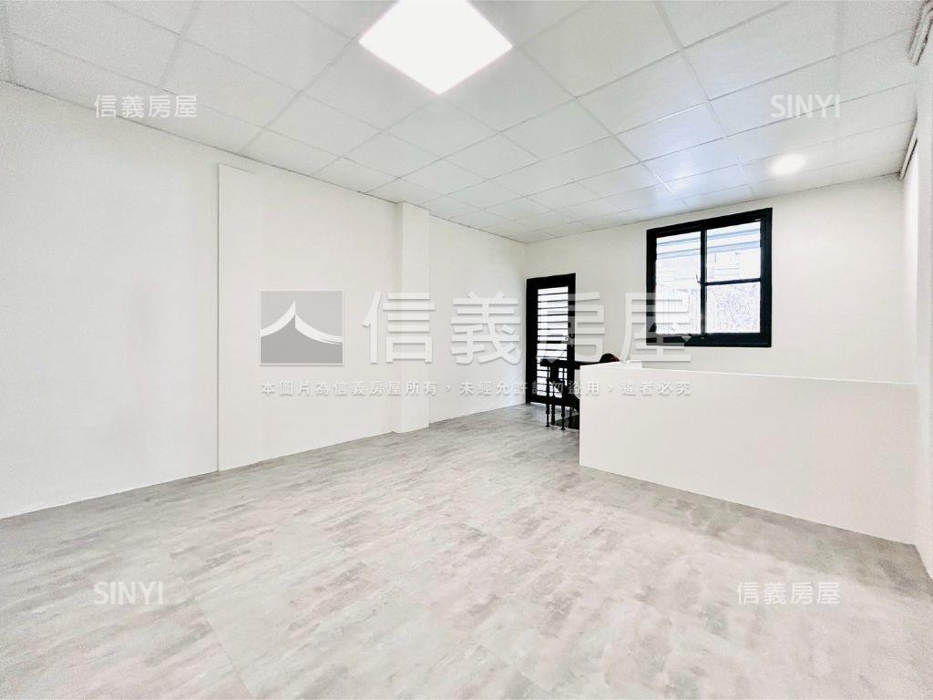 文心路捷運裝潢優質店面讚房屋室內格局與周邊環境