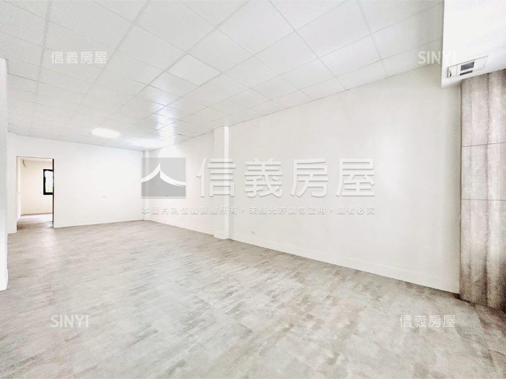 文心路捷運裝潢優質店面讚房屋室內格局與周邊環境