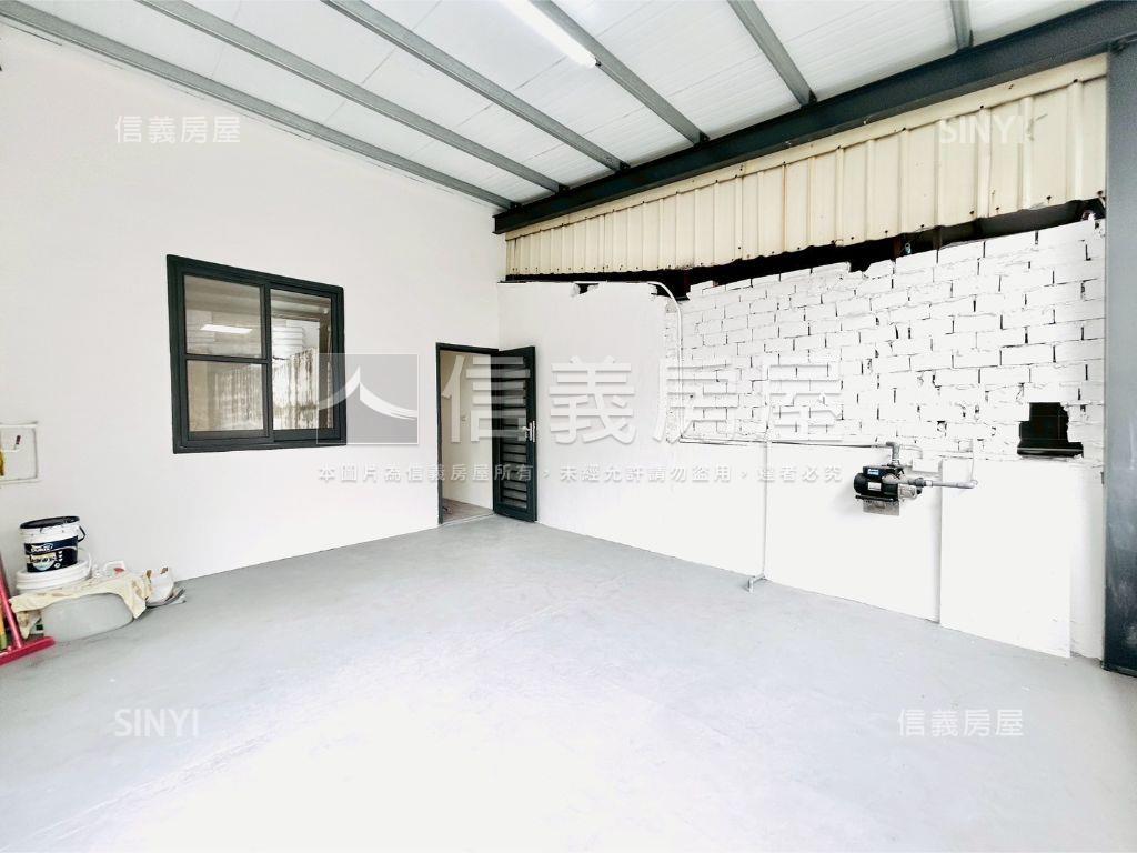 文心路捷運裝潢優質店面讚房屋室內格局與周邊環境