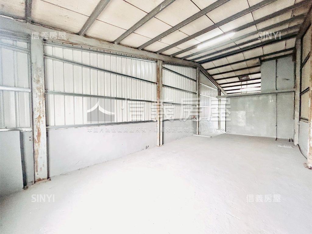 文心路捷運裝潢優質店面讚房屋室內格局與周邊環境