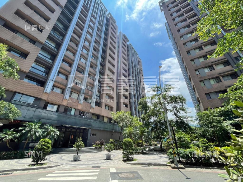 森泉灣高樓明亮兩房車位房屋室內格局與周邊環境