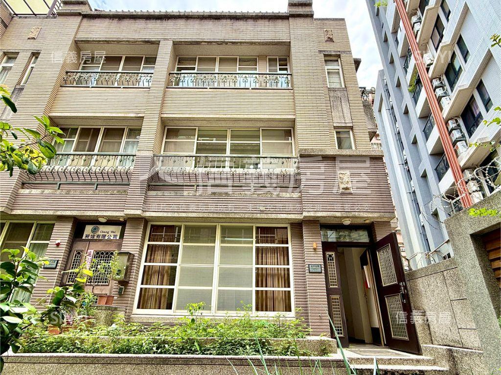 台中法國別墅稀有釋出！房屋室內格局與周邊環境