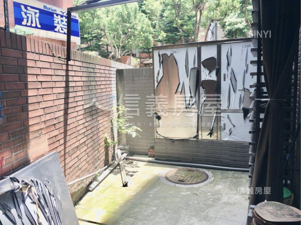 秀山國小庭園金店面房屋室內格局與周邊環境
