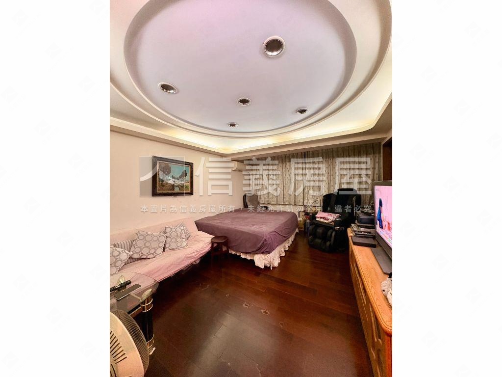 面建國酒廠渭水路電梯３房房屋室內格局與周邊環境