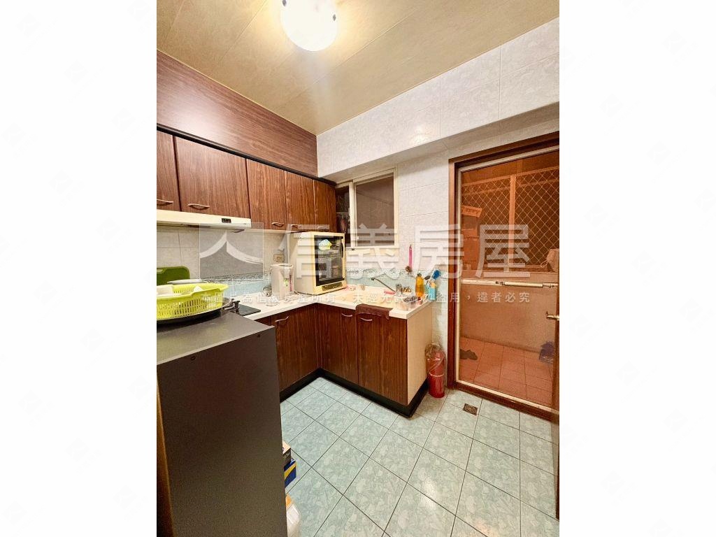 面建國酒廠渭水路電梯３房房屋室內格局與周邊環境